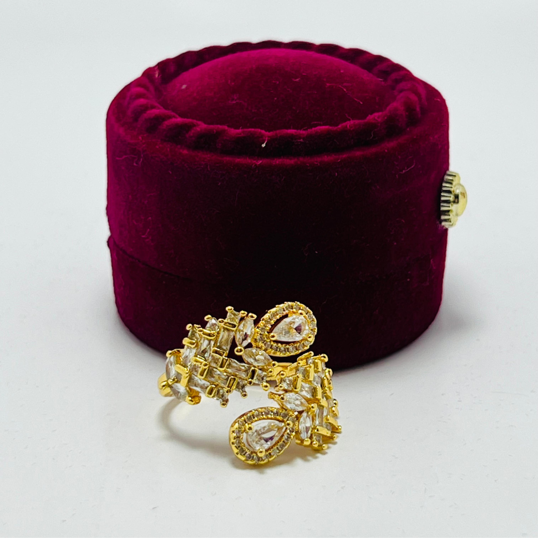 Elegant Gold-Plated Pear-Shaped Diamond Ring