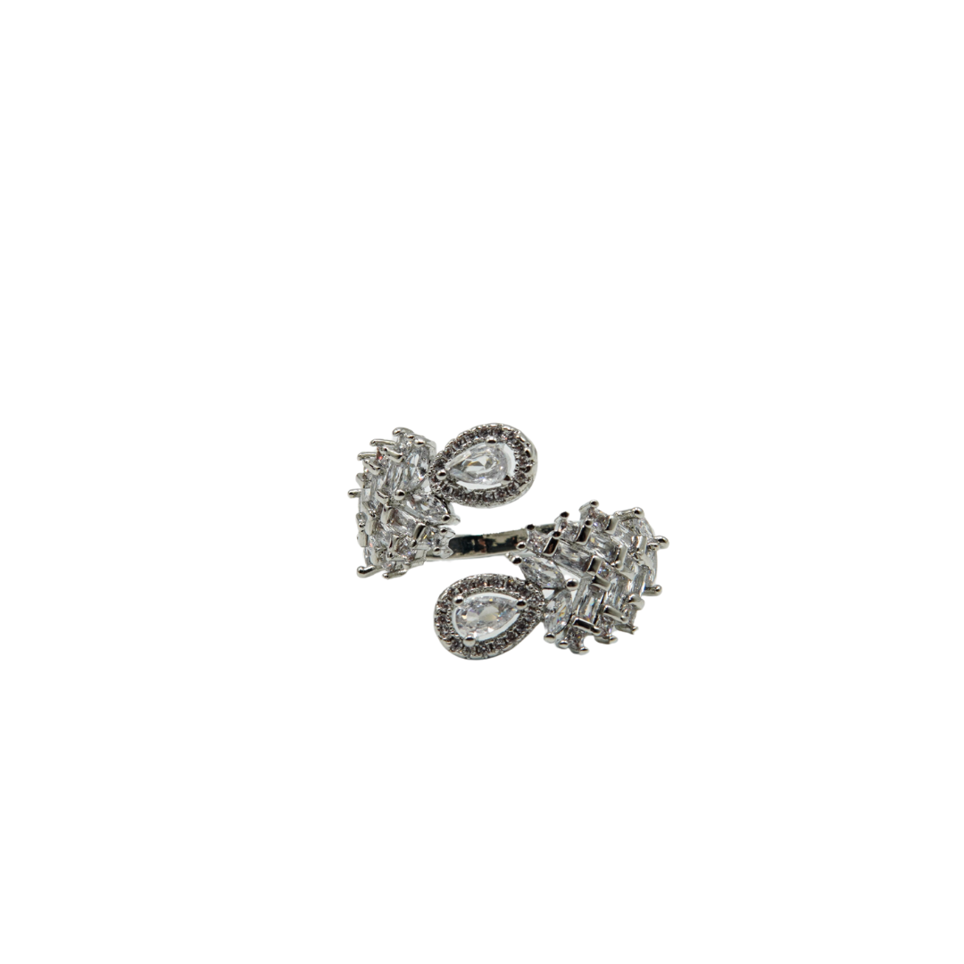 Elegant Diamond Cluster Ring