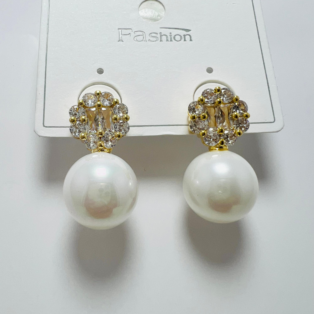 Opaline Gold Ear Ring