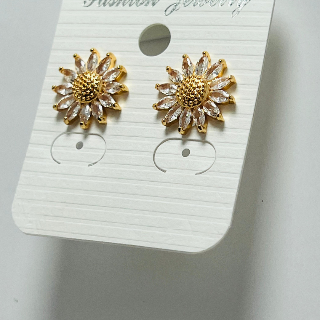 Title: Sparkling Sunflower Stud Earrings – Gold & Crystal