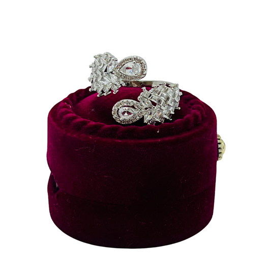 Elegant Diamond Cluster Ring