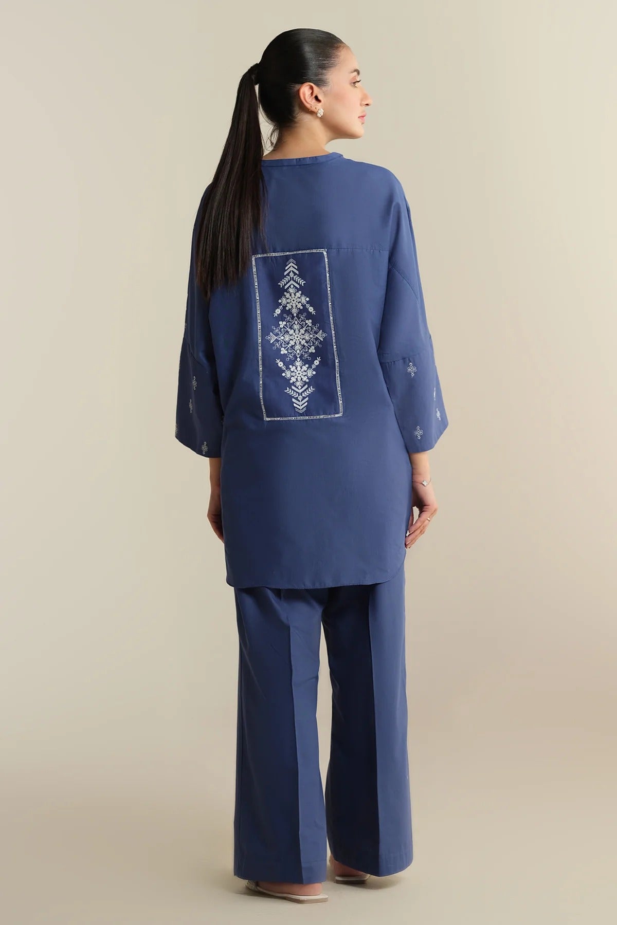 2-piece emroided summer dress for women