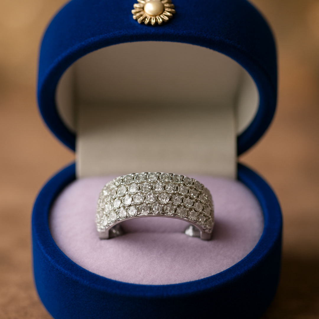 Trapped Layered Ring