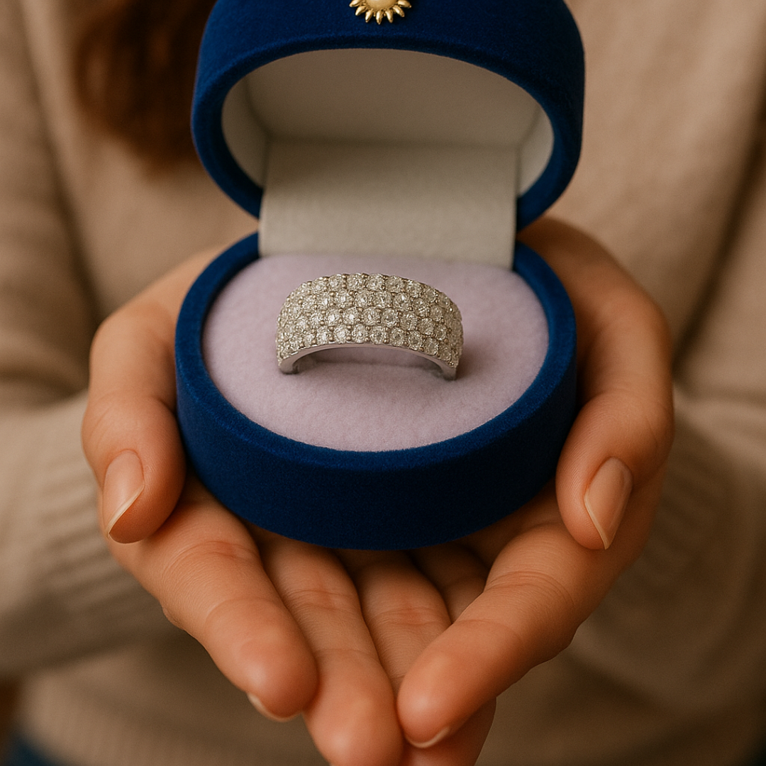 Trapped Layered Ring